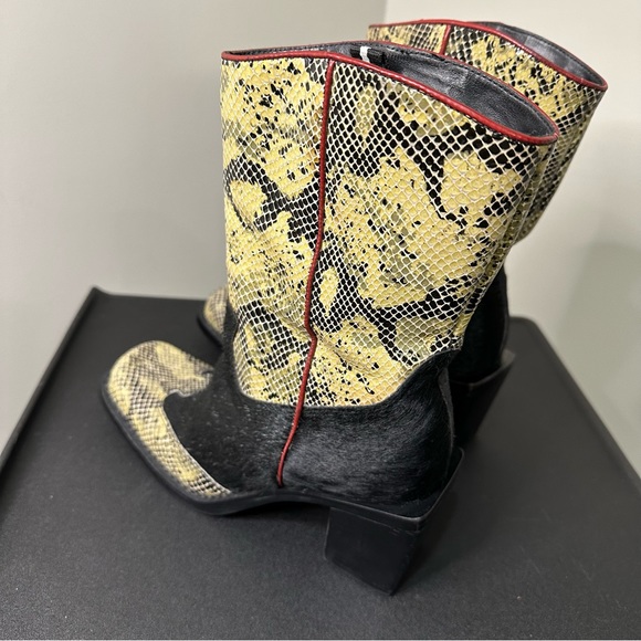 Vintage Western Cow Hair and Snake Skin Cowboy Boots with Square Toe - Picture 16 of 16